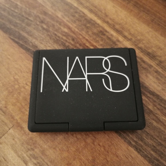 Nars eyeshadow duo in St Paul de Vence Full Size - Picture 2 of 4